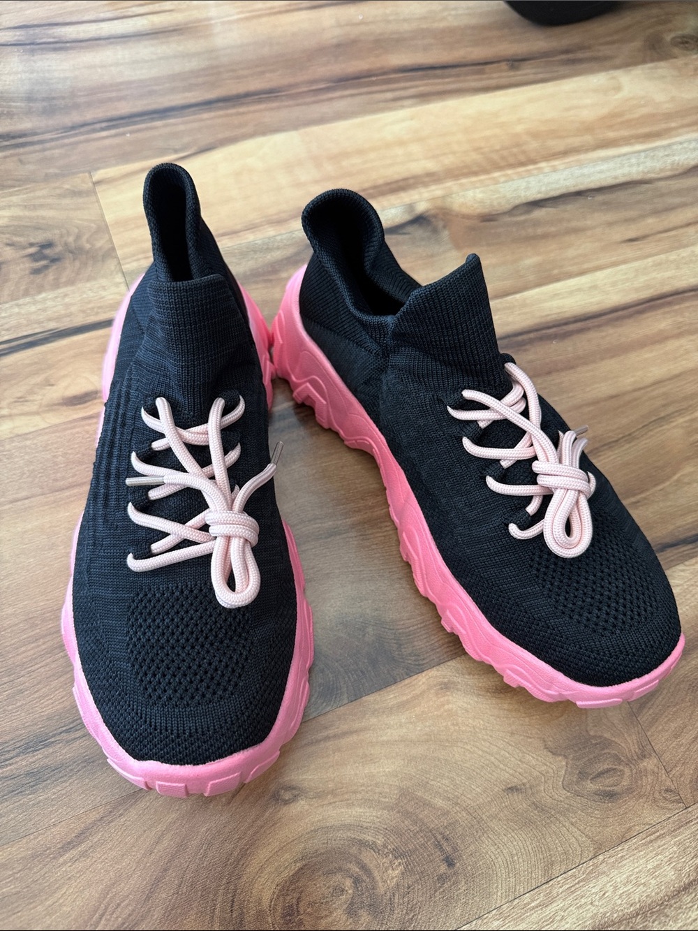 Amazon Black Knit Sneakers with Pink Sole and Light Pink Laces